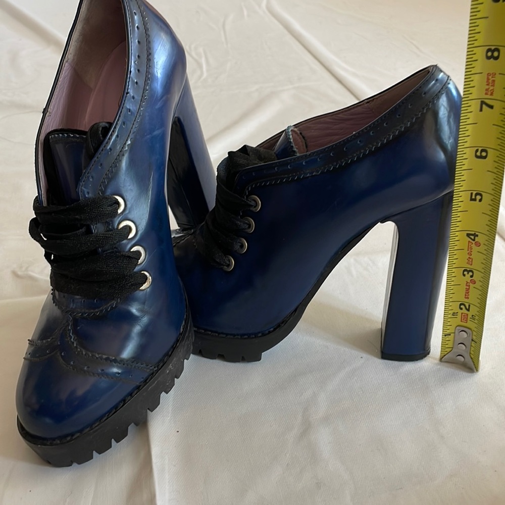 RED VALENTINO 39 PLATFORM LUG SOLE HEELS